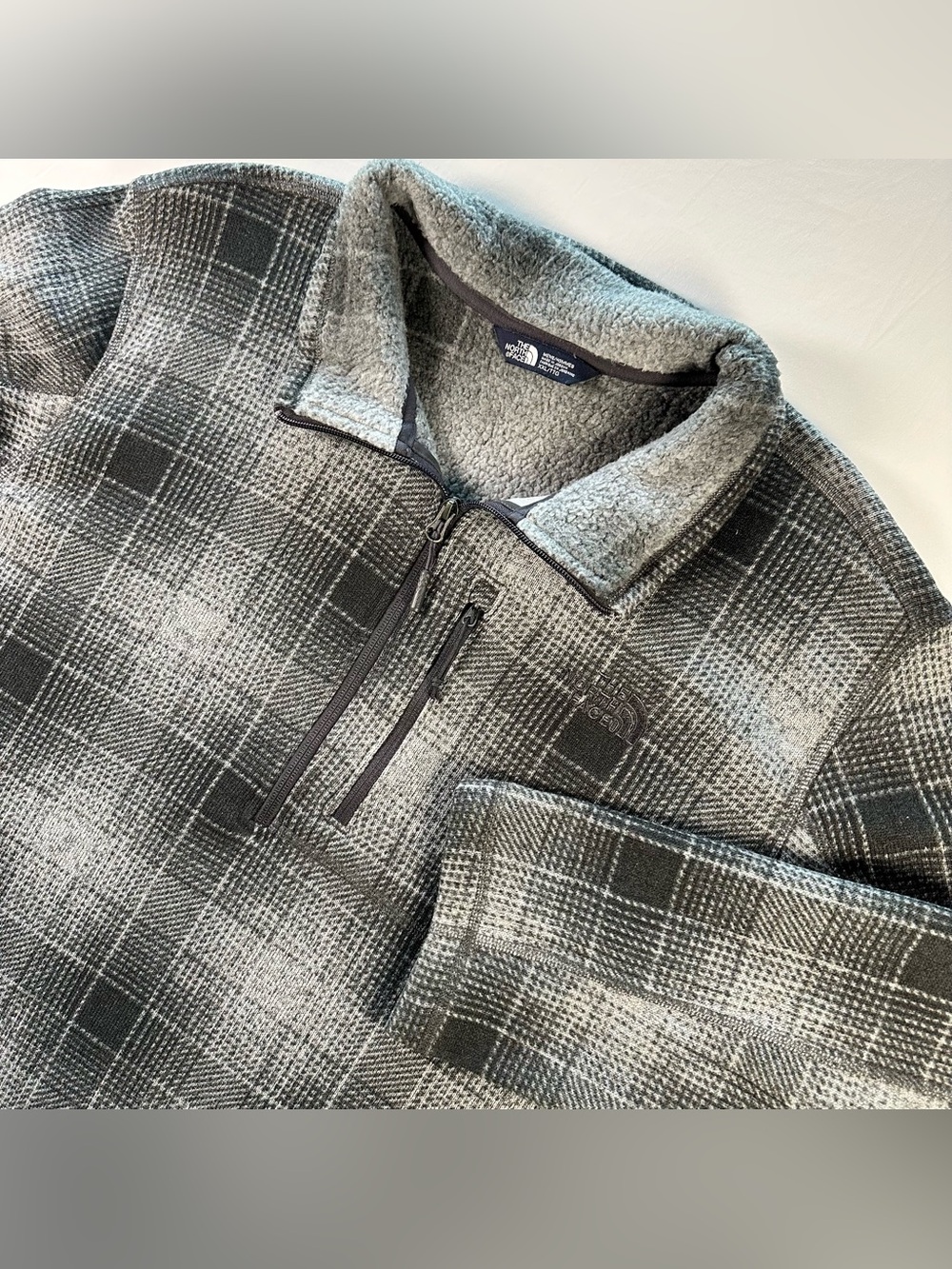 The North Face Gordon Lyons 1/4 Zip Pullover Mens XXL Gray Black Plaid Fleece